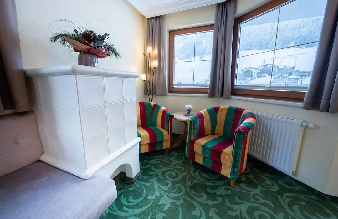 Hotel Trisanna-1